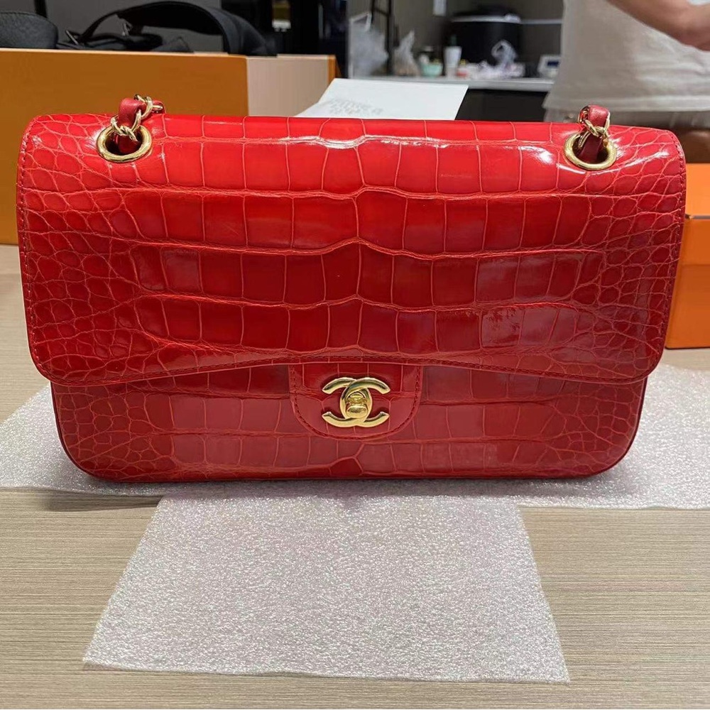 Chanel medium double flap shiny alligator bag - Picture 9 of 14